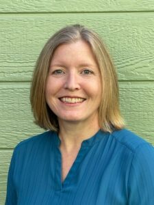 Dr. Ellen Heinitz is your family's naturopath. She will help you navigate your healthcare journey with confidence and peace.